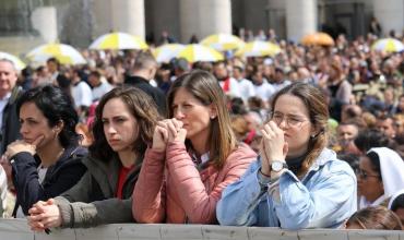 Miles de jóvenes viajan a Roma para profundizar sobre el sentido de la Semana Santa