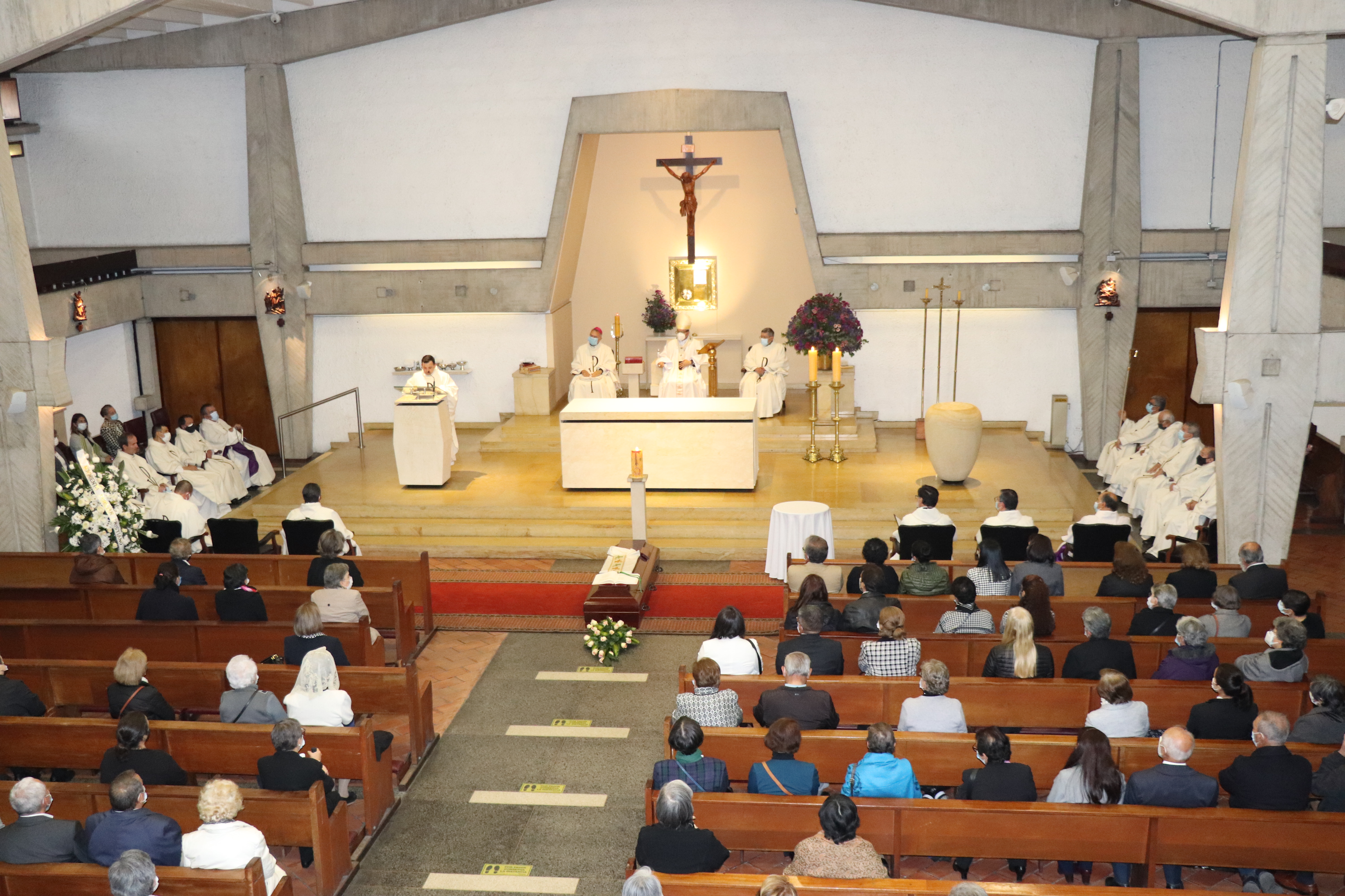 Último adiós a monseñor Pedro Vicente Rueda Alvarado