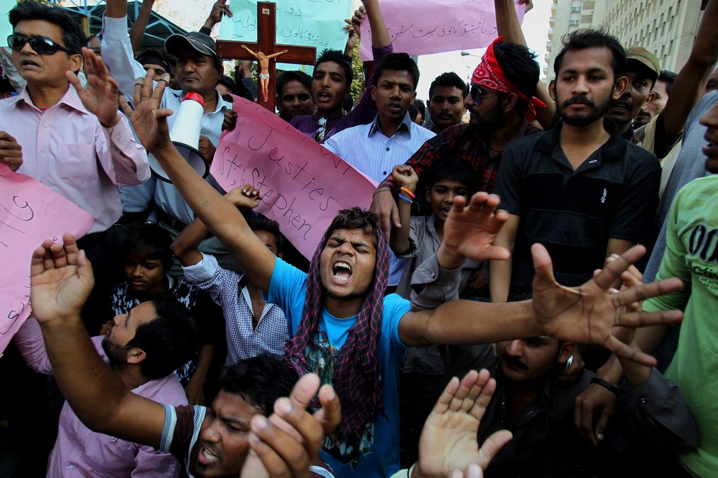 “Nuestros hermanos derraman sangre porque son cristianos”