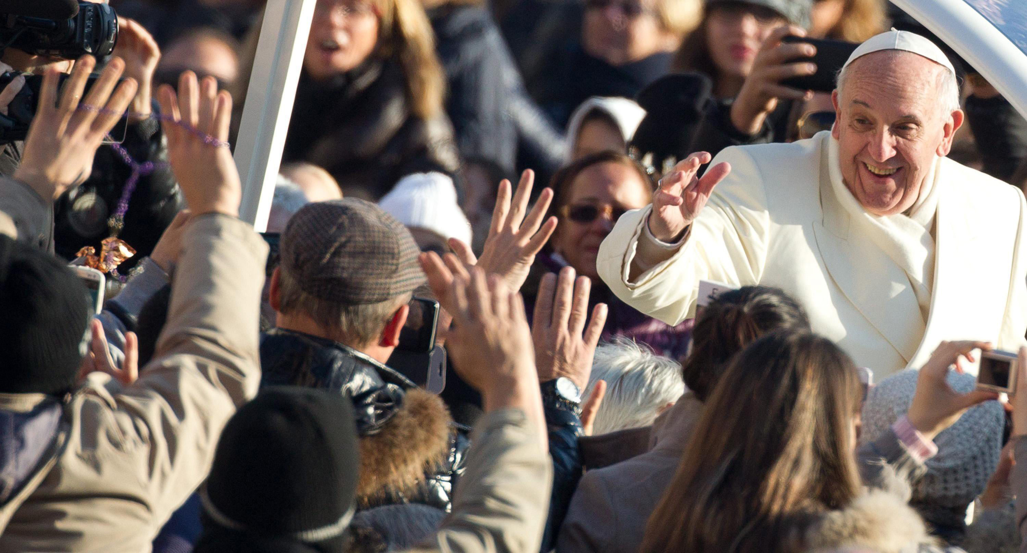 El Papa clama por la no violencia