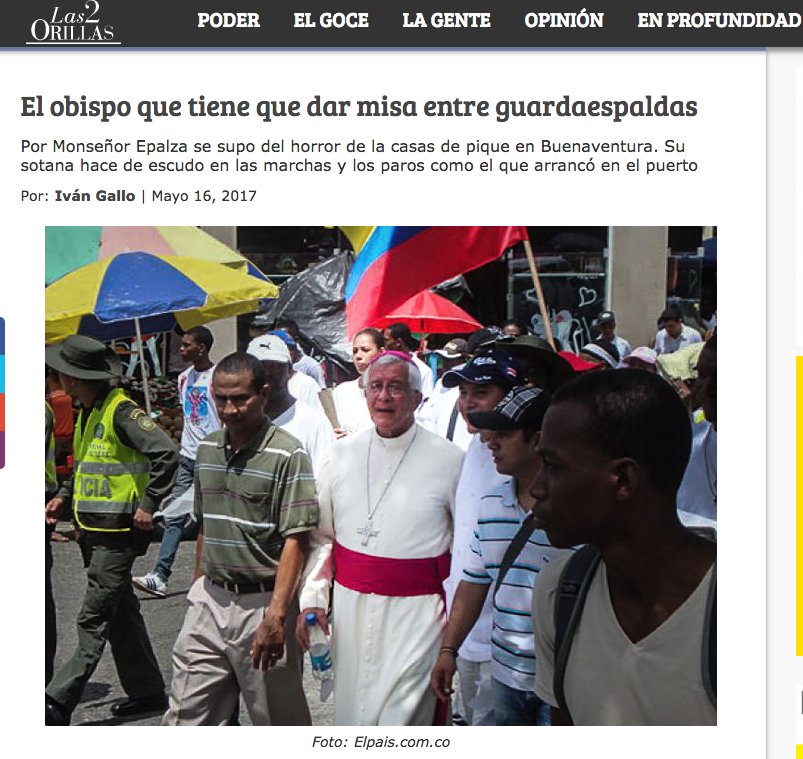 El obispo que tiene que dar misa entre guardaespaldas