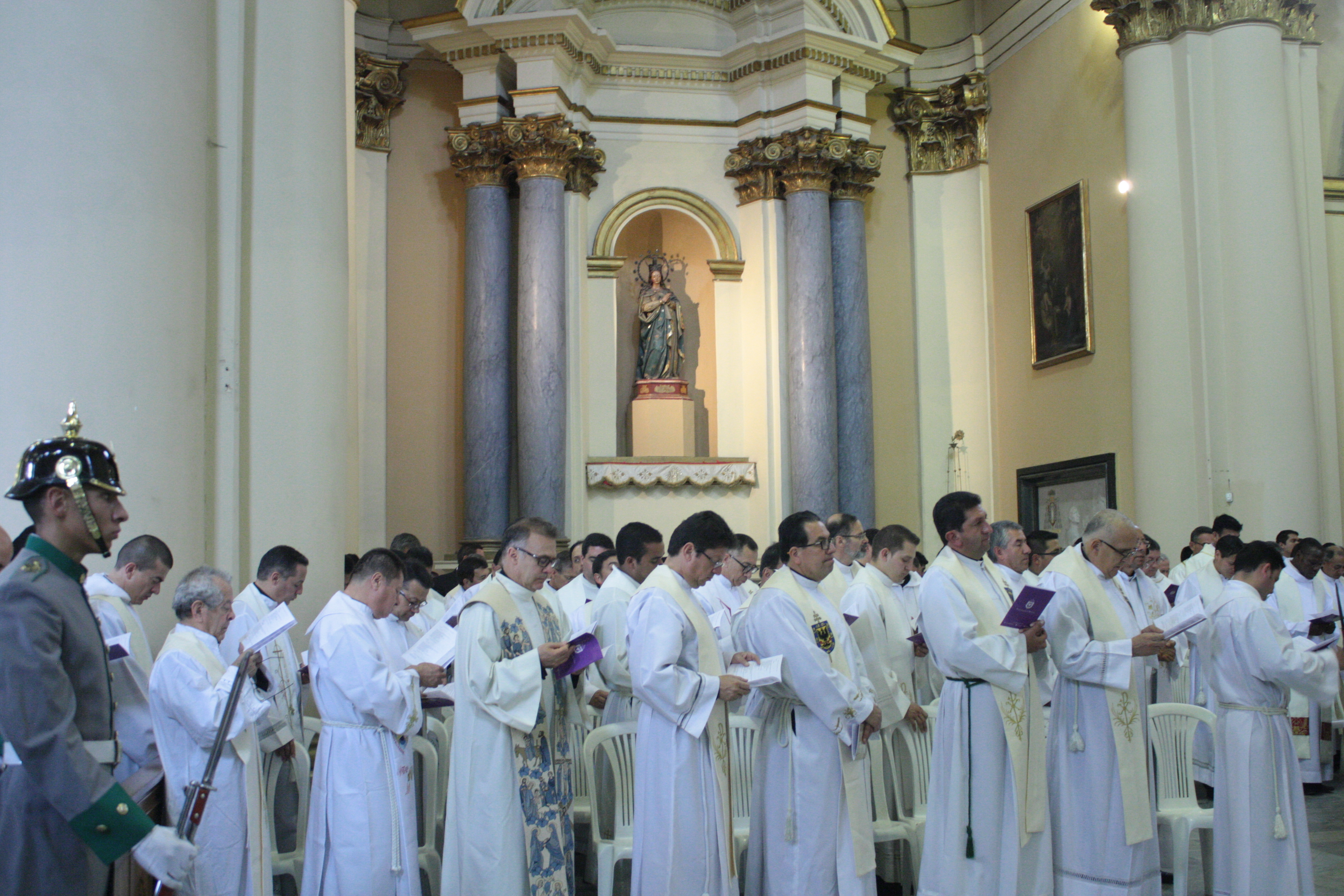 El Papa a los sacerdotes: el amor del Buen Pastor no tiene límites