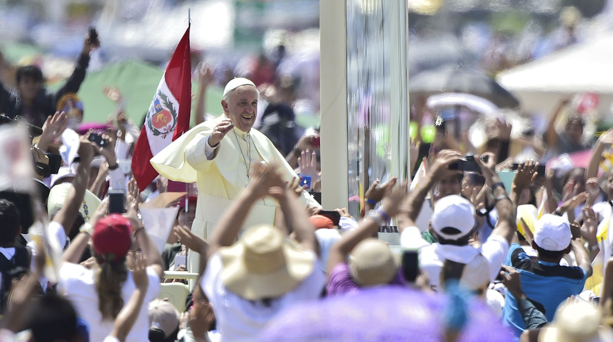 El papa Francisco renueva su llamado a los jóvenes: “¡Hagan lío!”