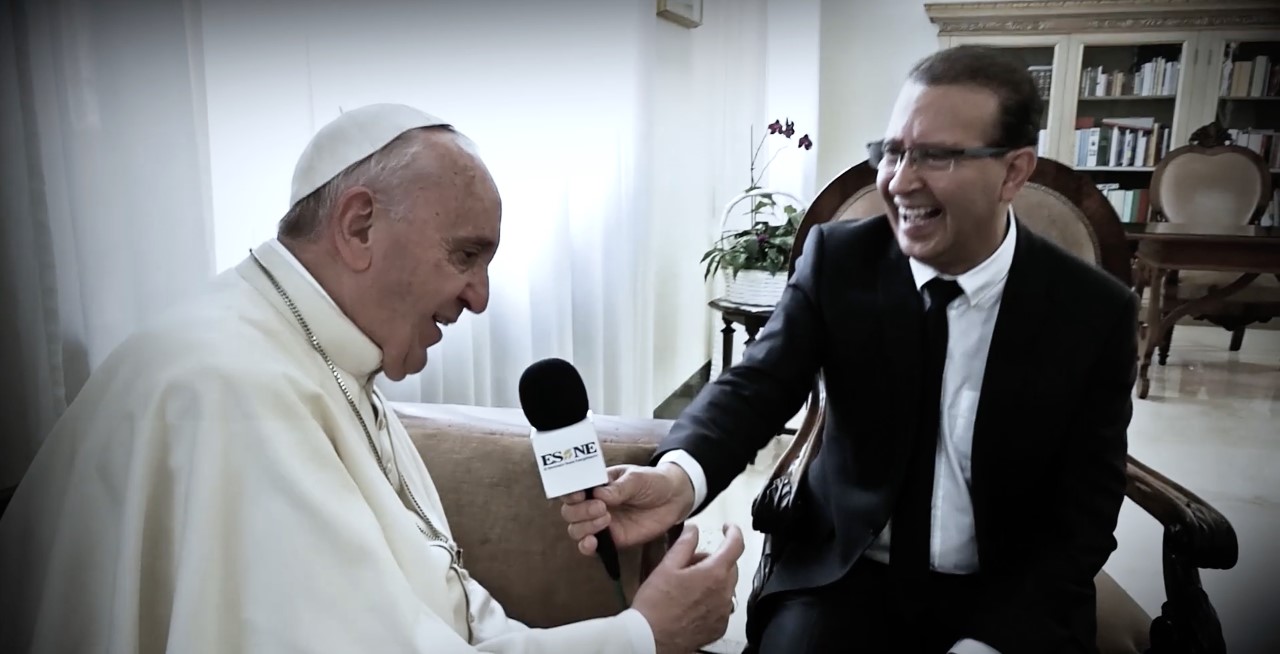 Noel Díaz, fundador del canal El Sembrador entrevistó a Francisco