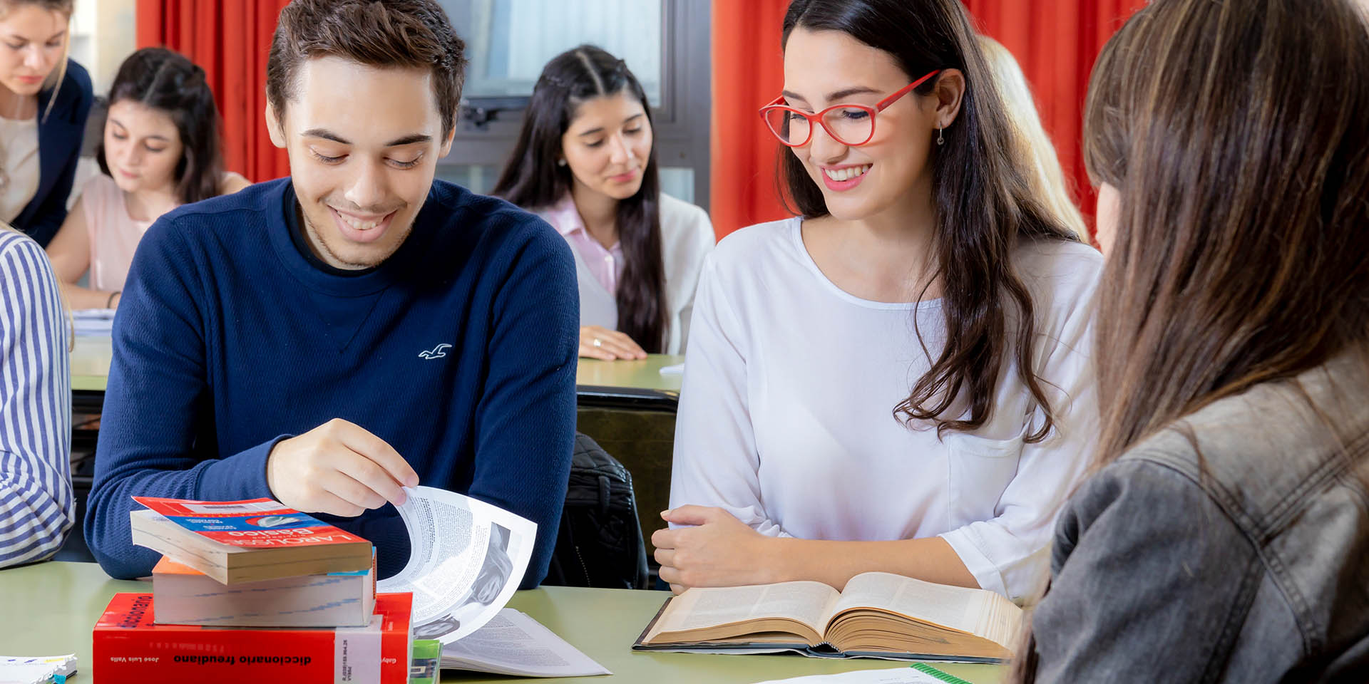 Inauguran academia para formar nuevos líderes católicos en Colombia