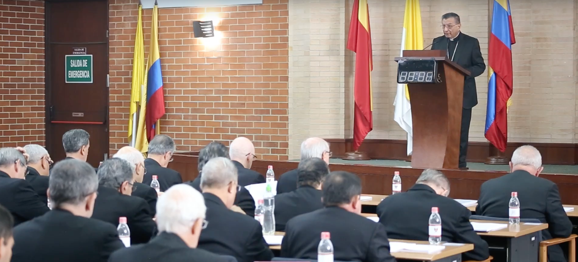 Inició la Asamblea Plenaria con la premisa de renovar a la parroquia