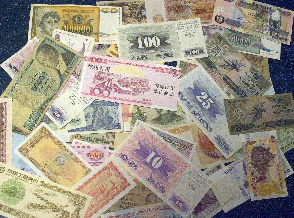 Papa Francisco citó esta mañana a San Basilio de Cesarea: «El dinero es el estiércol del diablo», «cuando se convierte en un ídolo, rige las decisiones del hombre».