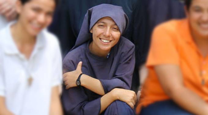 En el terremoto de Ecuador, el "Santísimo Sacramento" la salvó