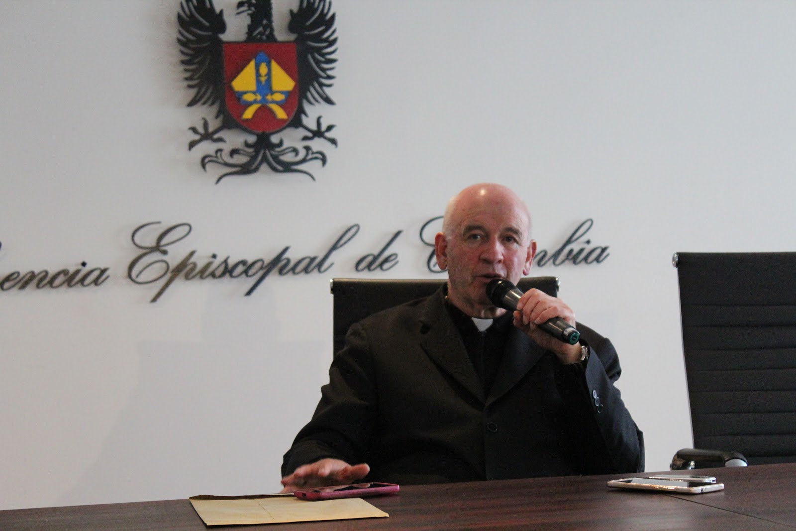 Los colombianos debemos construir una nueva casa…