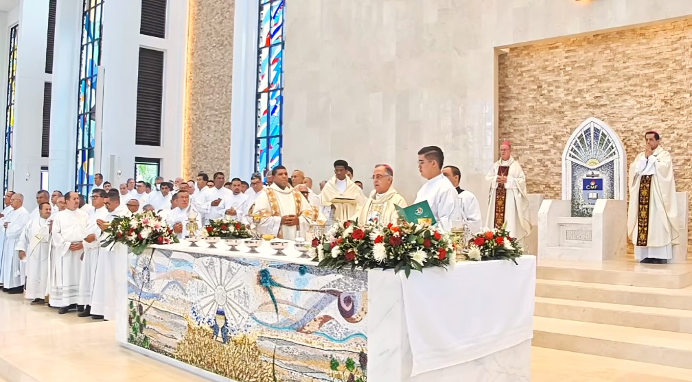 Diáconos permanentes participan en XVI Congreso Nacional y celebran su jubileo