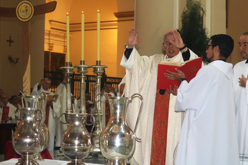 “Con amor eterno hemos sido amados y ungidos: cardenal Luis José Rueda.