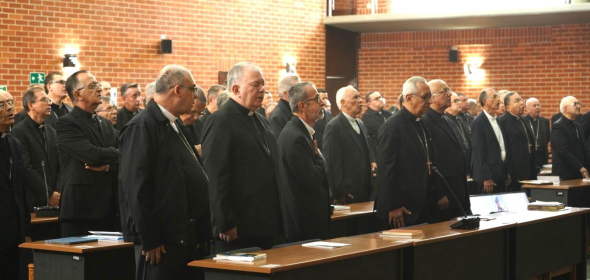 Obispos llamados a la austeridad, la entrega en la misión, el servicio y la valentía