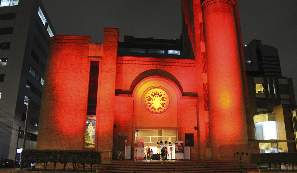 Parroquia Cristo Rey de Rojo