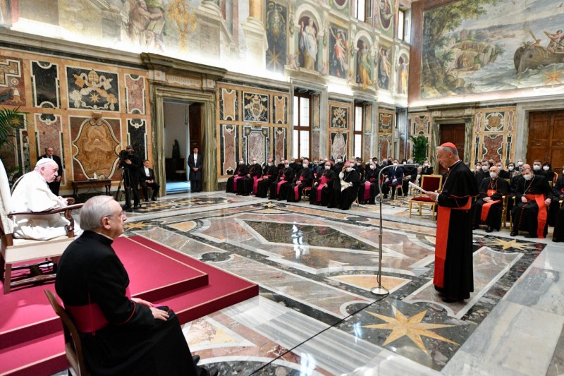Papa reafirma compromiso de la Iglesia para dar justicia a las víctimas de abusos