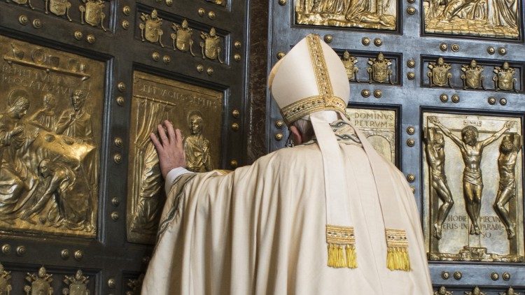 Apertura de la Puerta Santa del Jubileo de la Misericordia del 8 de diciembre de 2015 