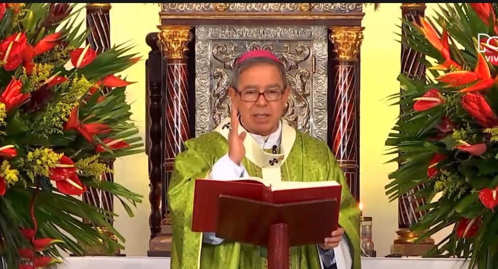 “Dios es el creador de la comunión, de la unidad, de la familia, es el maestro de la fraternidad”