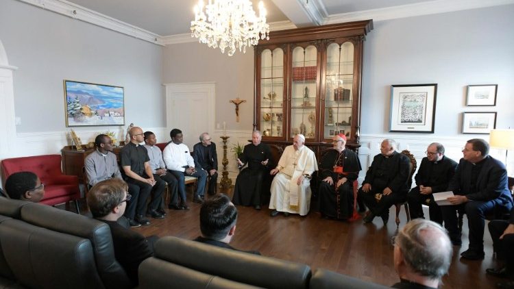 La Iglesia o es sinodal o no es Iglesia: papa Francisco 