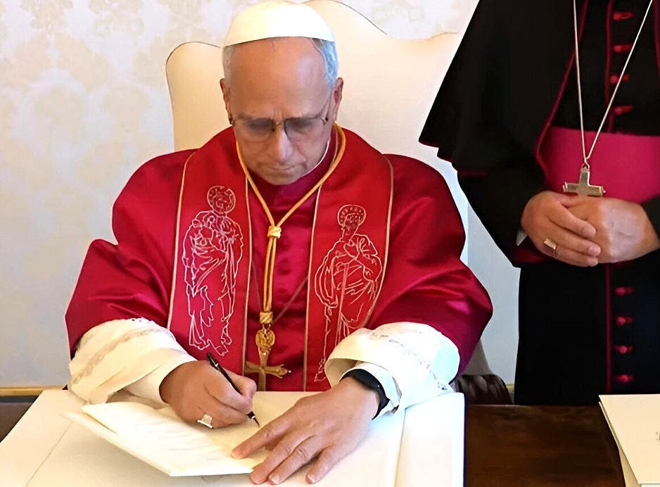 Papa León XIV firma su primera exhortación apostólica: “Dilexi te”, sobre el amor a los pobres