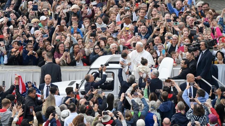 El Resucitado infunde esperanza en el vacío de la tristeza