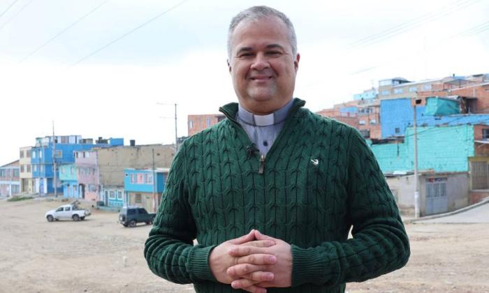 Entre la fragilidad y la esperanza: desafíos y proyección pastoral de la mano del nuevo vicario episcopal en Santa Isabel de Hungría.