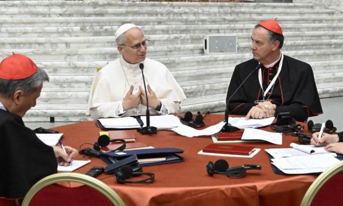 Escuchar, conversar y luego programar: en su primer consistorio extraordinario, León XIV expuso su propio estilo de gobierno