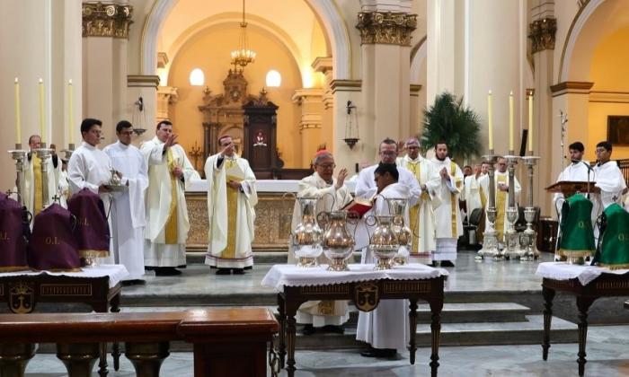 Misa Crismal: Ungidos y enviados a evangelizar, siendo testigos de esperanza.