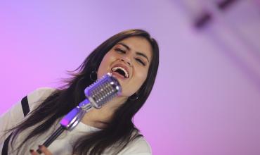 Ana Bolívar cantante católica