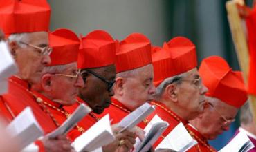 En el Consistorio se habla de ecología y se discute sobre las congregaciones