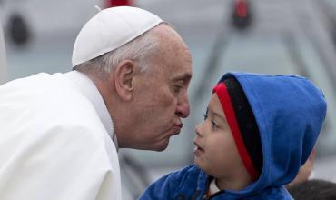 "Dios no comercia. Es una mamá que canta canciones de cuna"