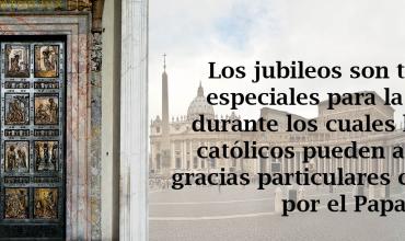 Peregrinaje a pie para los fieles hasta la Puerta Santa