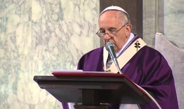 "La mejor herencia que dejamos es la fe": Homilía en Santa Marta
