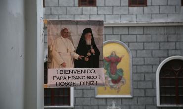 El Papa Francisco viaja para impulsar la paz y el diálogo interreligioso en Turquía