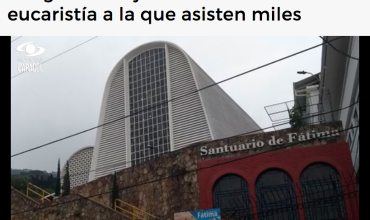 La queja de unos pocos que habría obligado a bajarle el volumen a eucaristía a la que asisten miles