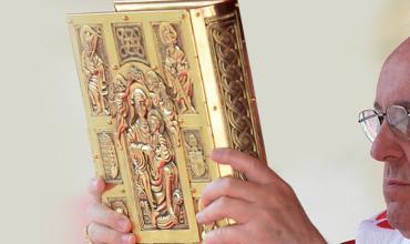 El Papa pide que "hagamos espacio" a la Palabra de Dios en nuestra vida diaria