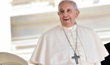 'Es necesario restituir el honor social a la fidelidad del amor': Papa Francisco