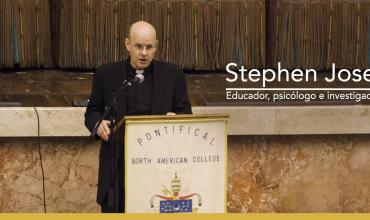 Monseñor Stephen Rossetti visita Colombia