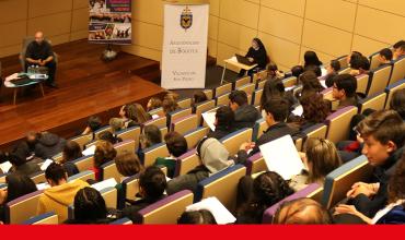 Se realizó con éxito el conversatorio La alegría de la verdad en la escuela