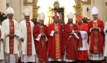 Celebración de Bodas de Rubí en la Catedral de Bogotá