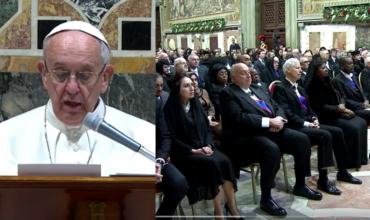 Discurso del Papa al Cuerpo Diplomático en el Vaticano