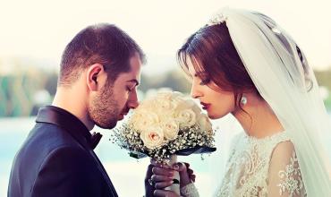 ¿Quieres saber cómo rezar con tu novio o esposo?