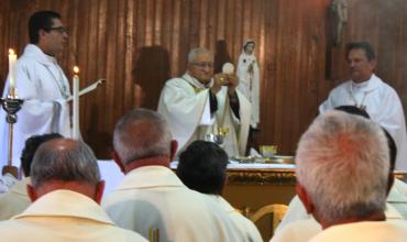 Monseñor José de Jesús Pimiento, con 98 años de vida celebra las bodas de diamante de su ordenación presbiteral