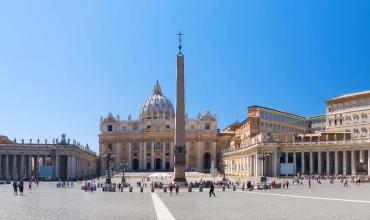 Cierra la Basílica de San Pedro del Vaticano para evitar el contagio de coronavirus