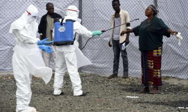 Liberia, el Ébola mata también la vida social