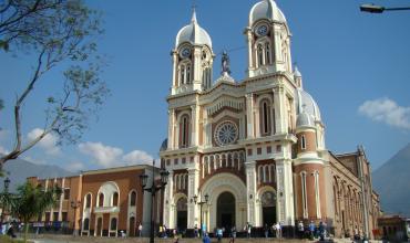 Asesinan  sacerdote por robarlo, en Bello