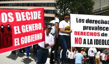 Exitosa marcha a favor de la familia  en todo el territorio colombiano