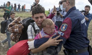 Parolin: En Europa hay un drama humanitario
