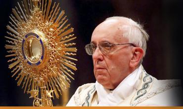 Cuántas madres, cuántos papás, junto con el pan de cada día, se parten el pecho para criar a sus hijos y criarlos bien…