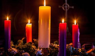 Recursos orantes de Adviento 2025: Peregrinos de Esperanza en Clave Sinodal