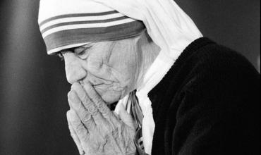 ‘Amanece en Calcuta’, una película que se basa en la vida de Santa Teresa de Calcuta