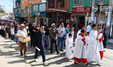 Viacrucis juvenil en Ciudad Bolívar: fe, esperanza y alegría